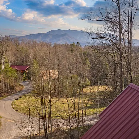 Hilltop Hideaway Holiday Home